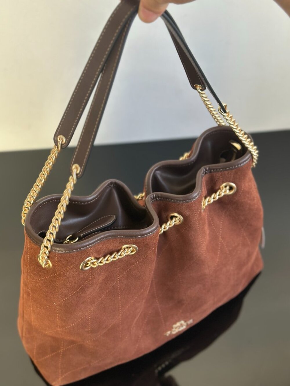 š¤Coach Brown Suede Quilted Chain Drawstring Shoulder Tote Bag - Picture 2 of 9
